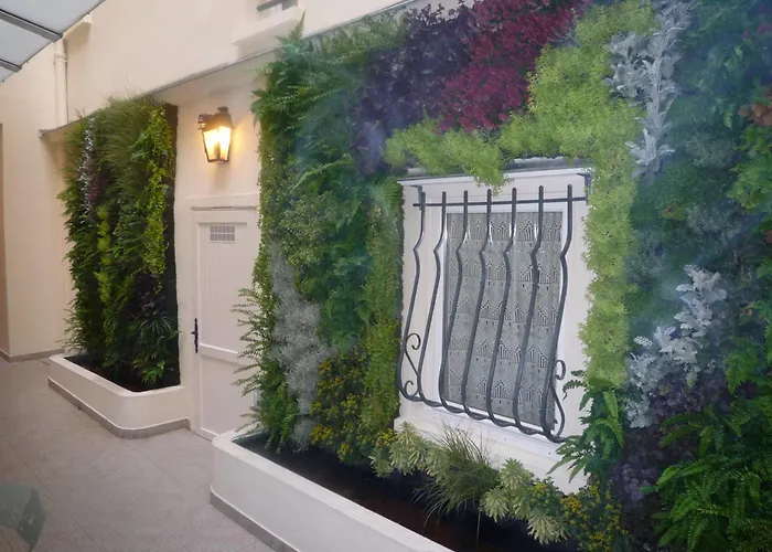 Hotel du Dragon Parigi